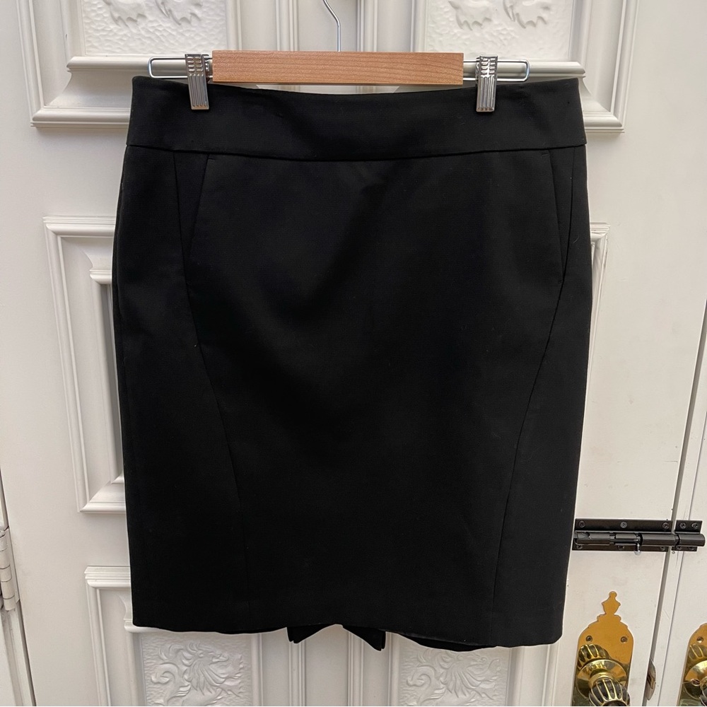 LOFT - Black Pencil Skirt - Size 12